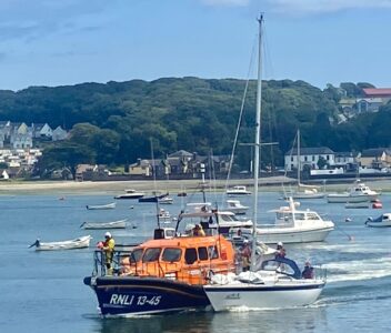 Red flares vital in 14-hour rescue of yacht